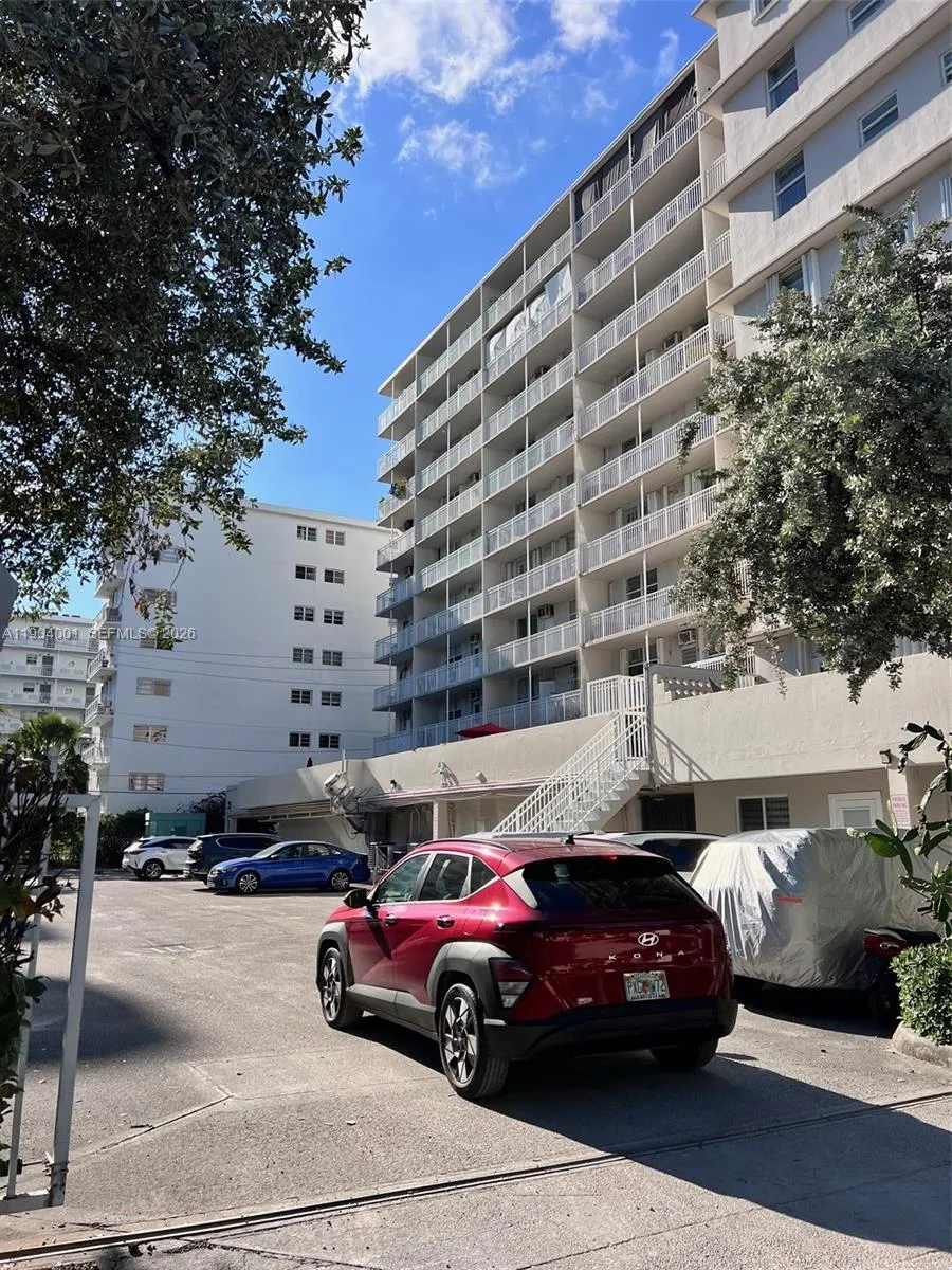 1300 Lincoln Rd D604, Miami Beach, Florida 33139, Miami Beach, Florida 33139, 1 Bedroom Bedrooms, ,1 BathroomBathrooms,Residential,For Sale,1300 Lincoln Rd D604, Miami Beach, Florida 33139,A11904001