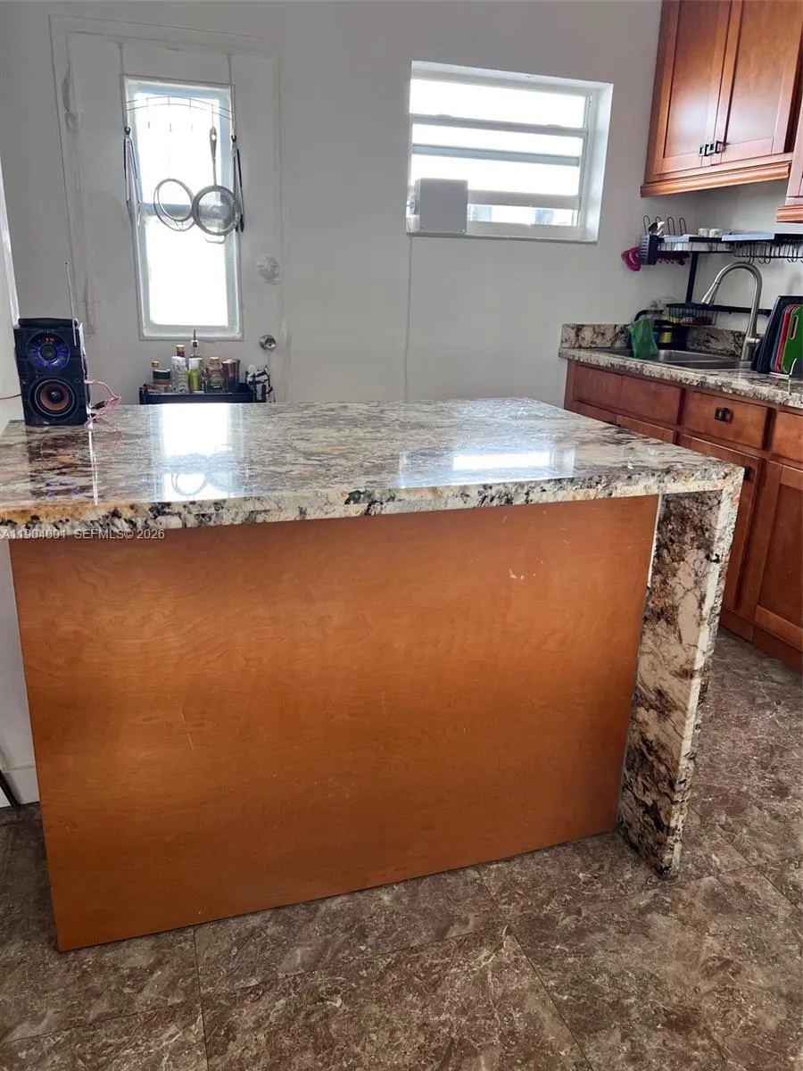 1300 Lincoln Rd D604, Miami Beach, Florida 33139, Miami Beach, Florida 33139, 1 Bedroom Bedrooms, ,1 BathroomBathrooms,Residential,For Sale,1300 Lincoln Rd D604, Miami Beach, Florida 33139,A11904001