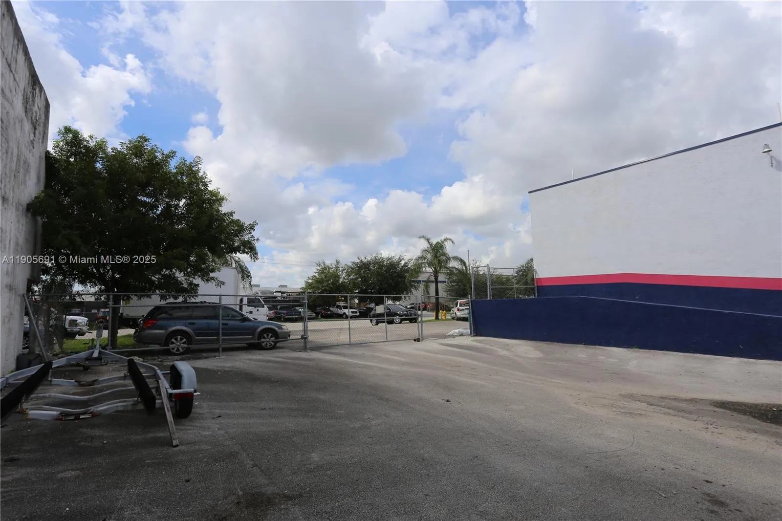Miami, Florida 33166, ,Commercial Lease,For Rent,A11905691