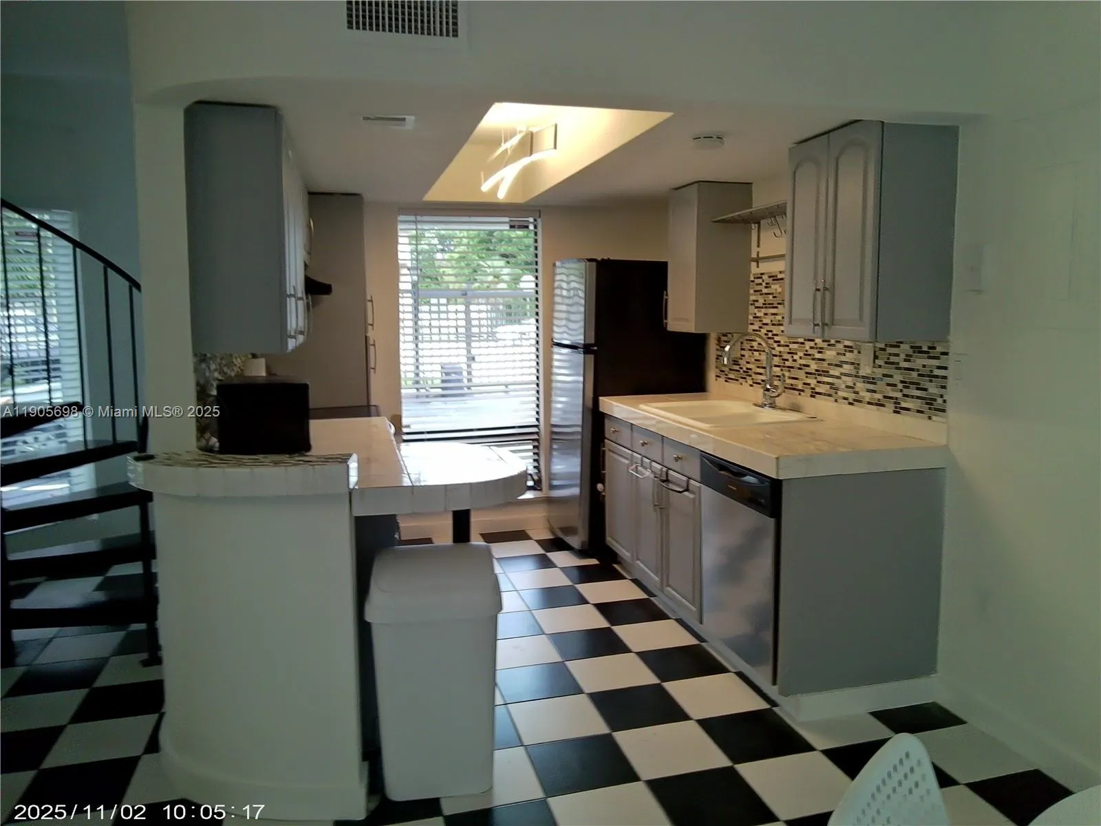 3036 Sw 27th Ave 5, Miami, Florida 33133, Miami, Florida 33133, 2 Bedrooms Bedrooms, ,2 BathroomsBathrooms,Residential,For Sale,3036 Sw 27th Ave 5, Miami, Florida 33133,A11905698