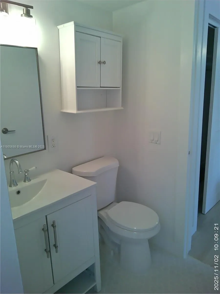 3036 Sw 27th Ave 5, Miami, Florida 33133, Miami, Florida 33133, 2 Bedrooms Bedrooms, ,2 BathroomsBathrooms,Residential,For Sale,3036 Sw 27th Ave 5, Miami, Florida 33133,A11905698