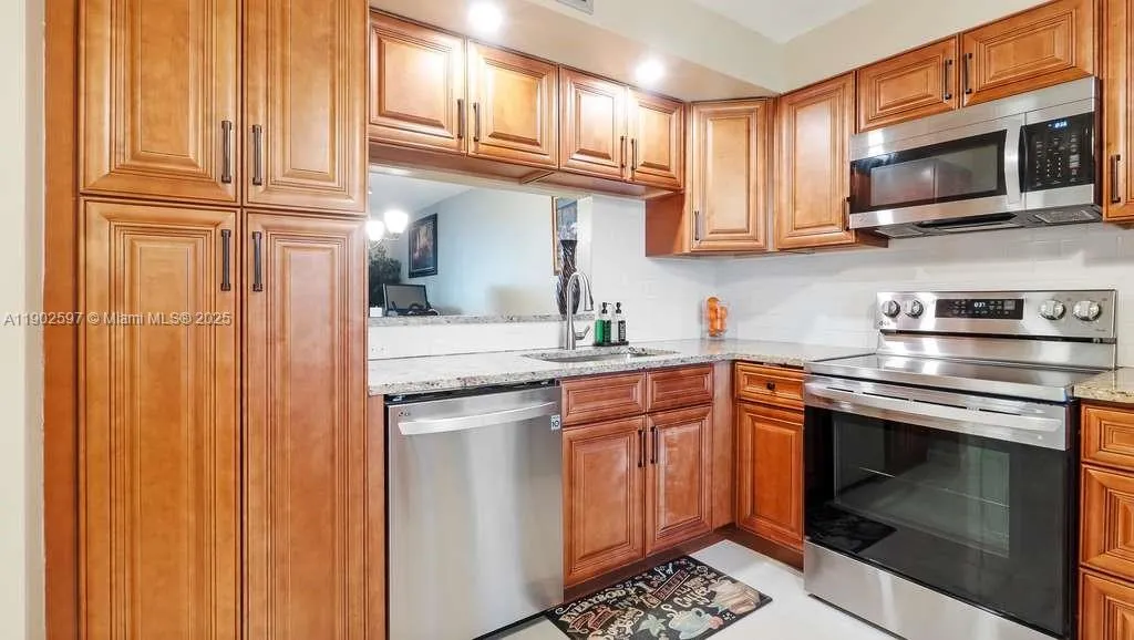 Pembroke Pines, Florida 33026, 2 Bedrooms Bedrooms, ,2 BathroomsBathrooms,Residential,For Sale,A11902597 Pembroke Pines, Florida 33026, 2 Bedrooms Bedrooms, ,2 BathroomsBathrooms,Residential,For Sale,A11902597