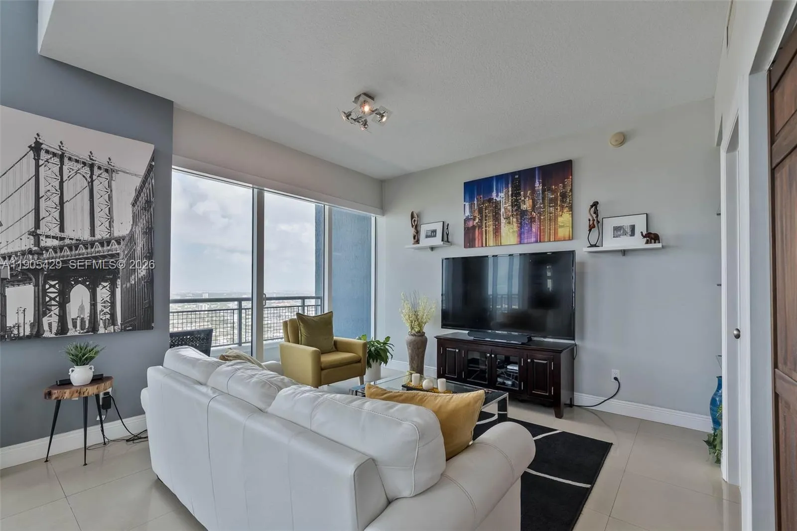 3rd bedroom or den. Beautiful tile floor upstairs and downstairs.