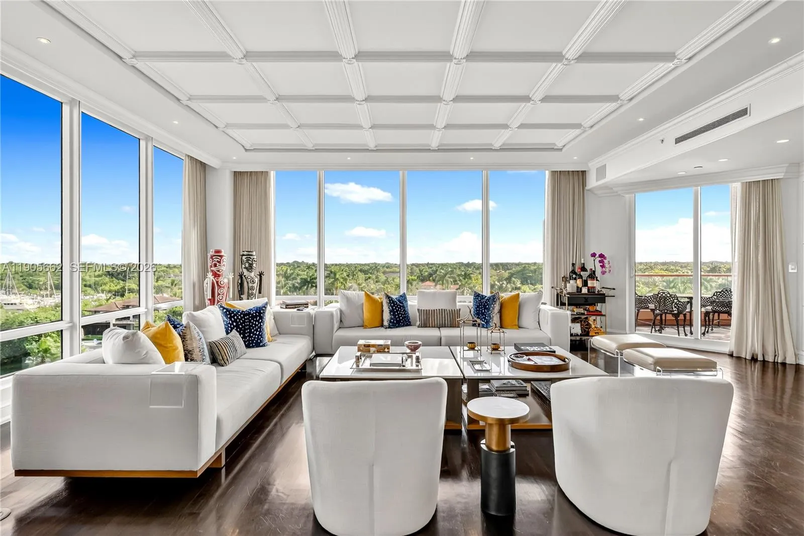 60 Edgewater Dr 7a, Coral Gables, Florida 33133, Coral Gables, Florida 33133, 3 Bedrooms Bedrooms, ,4 BathroomsBathrooms,Residential,For Sale,60 Edgewater Dr 7a, Coral Gables, Florida 33133,A11905662