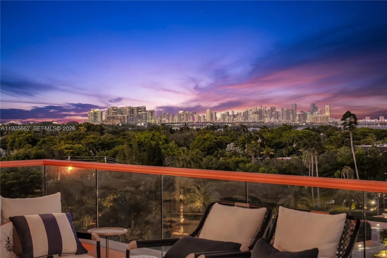 60 Edgewater Dr 7a, Coral Gables, Florida 33133, Coral Gables, Florida 33133, 3 Bedrooms Bedrooms, ,4 BathroomsBathrooms,Residential,For Sale,60 Edgewater Dr 7a, Coral Gables, Florida 33133,A11905662