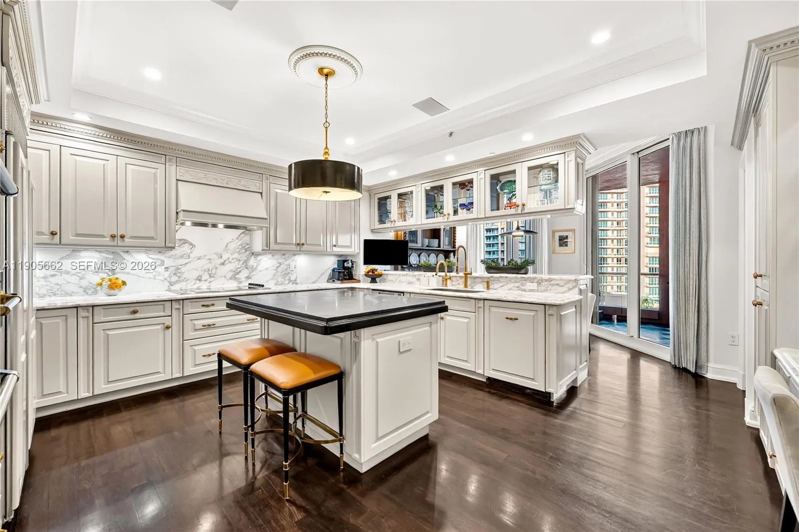 60 Edgewater Dr 7a, Coral Gables, Florida 33133, Coral Gables, Florida 33133, 3 Bedrooms Bedrooms, ,4 BathroomsBathrooms,Residential,For Sale,60 Edgewater Dr 7a, Coral Gables, Florida 33133,A11905662