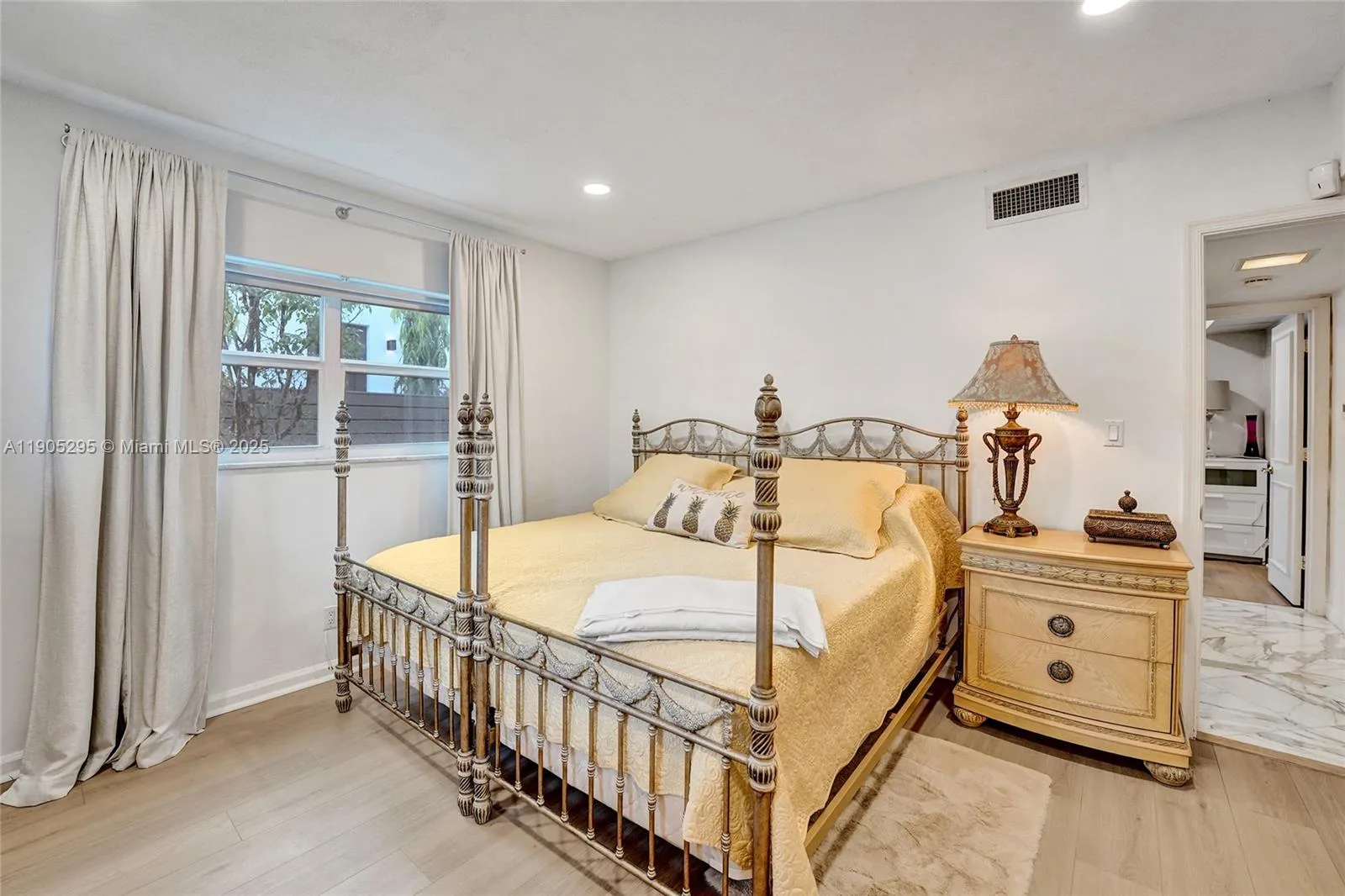 2889 Ne 35th St, Fort Lauderdale, Florida 33306, Fort Lauderdale, Florida 33306, 5 Bedrooms Bedrooms, ,3 BathroomsBathrooms,Residential Lease,For Rent,2889 Ne 35th St, Fort Lauderdale, Florida 33306,A11905295