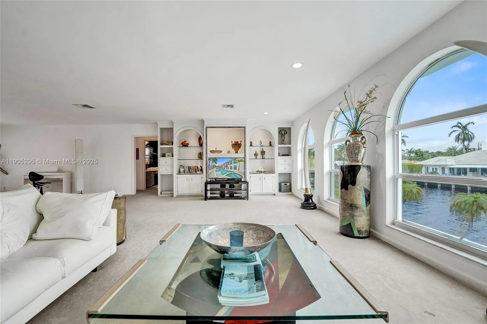 2889 Ne 35th St, Fort Lauderdale, Florida 33306, Fort Lauderdale, Florida 33306, 5 Bedrooms Bedrooms, ,3 BathroomsBathrooms,Residential Lease,For Rent,2889 Ne 35th St, Fort Lauderdale, Florida 33306,A11905295