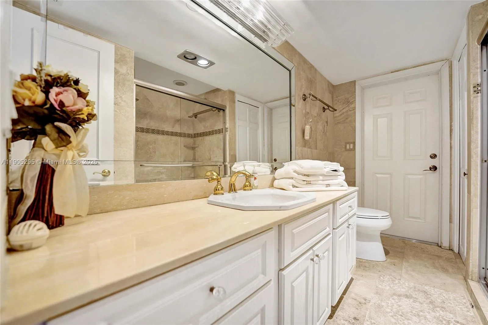 2889 Ne 35th St, Fort Lauderdale, Florida 33306, Fort Lauderdale, Florida 33306, 5 Bedrooms Bedrooms, ,3 BathroomsBathrooms,Residential Lease,For Rent,2889 Ne 35th St, Fort Lauderdale, Florida 33306,A11905295