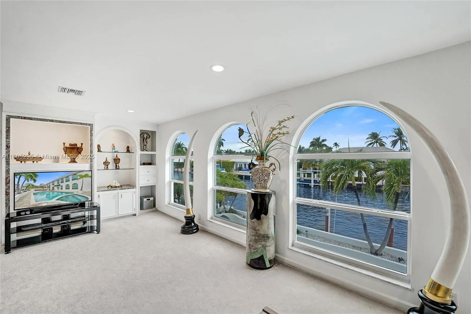 2889 Ne 35th St, Fort Lauderdale, Florida 33306, Fort Lauderdale, Florida 33306, 5 Bedrooms Bedrooms, ,3 BathroomsBathrooms,Residential Lease,For Rent,2889 Ne 35th St, Fort Lauderdale, Florida 33306,A11905295