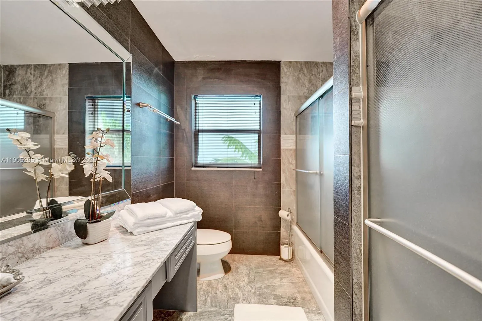 2889 Ne 35th St, Fort Lauderdale, Florida 33306, Fort Lauderdale, Florida 33306, 5 Bedrooms Bedrooms, ,3 BathroomsBathrooms,Residential Lease,For Rent,2889 Ne 35th St, Fort Lauderdale, Florida 33306,A11905295