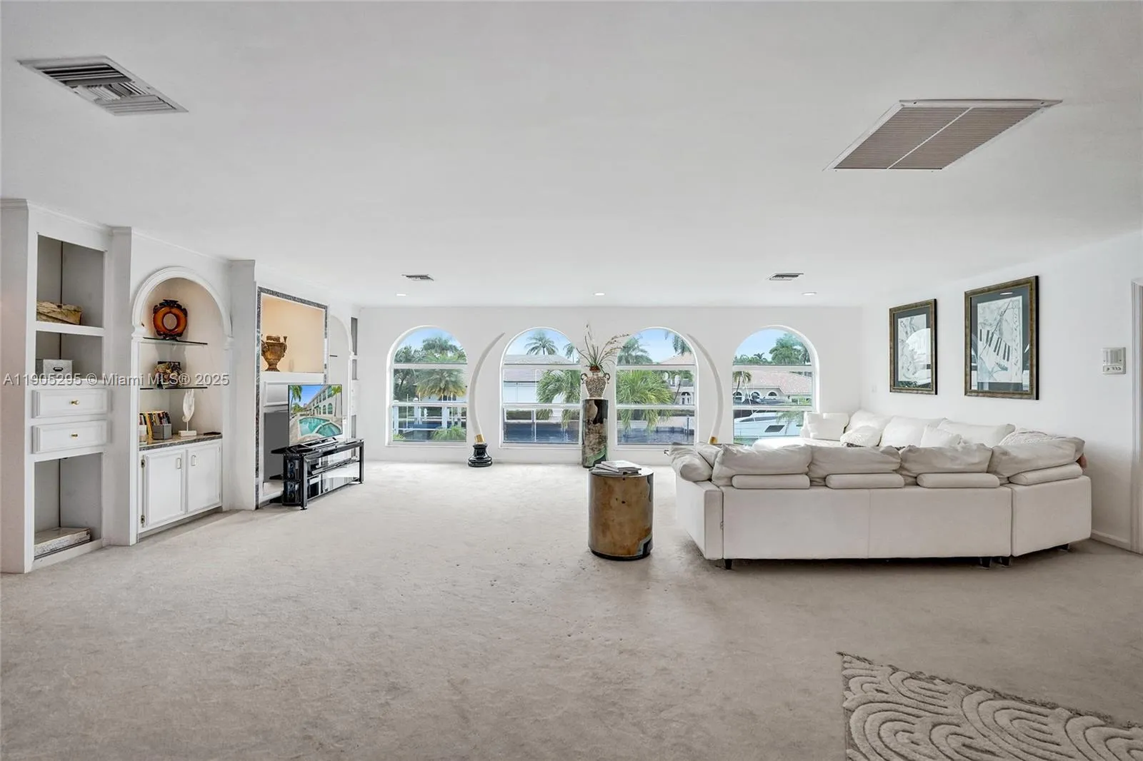 2889 Ne 35th St, Fort Lauderdale, Florida 33306, Fort Lauderdale, Florida 33306, 5 Bedrooms Bedrooms, ,3 BathroomsBathrooms,Residential Lease,For Rent,2889 Ne 35th St, Fort Lauderdale, Florida 33306,A11905295