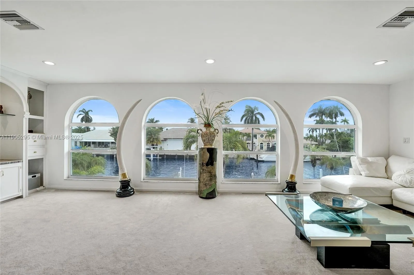 2889 Ne 35th St, Fort Lauderdale, Florida 33306, Fort Lauderdale, Florida 33306, 5 Bedrooms Bedrooms, ,3 BathroomsBathrooms,Residential Lease,For Rent,2889 Ne 35th St, Fort Lauderdale, Florida 33306,A11905295