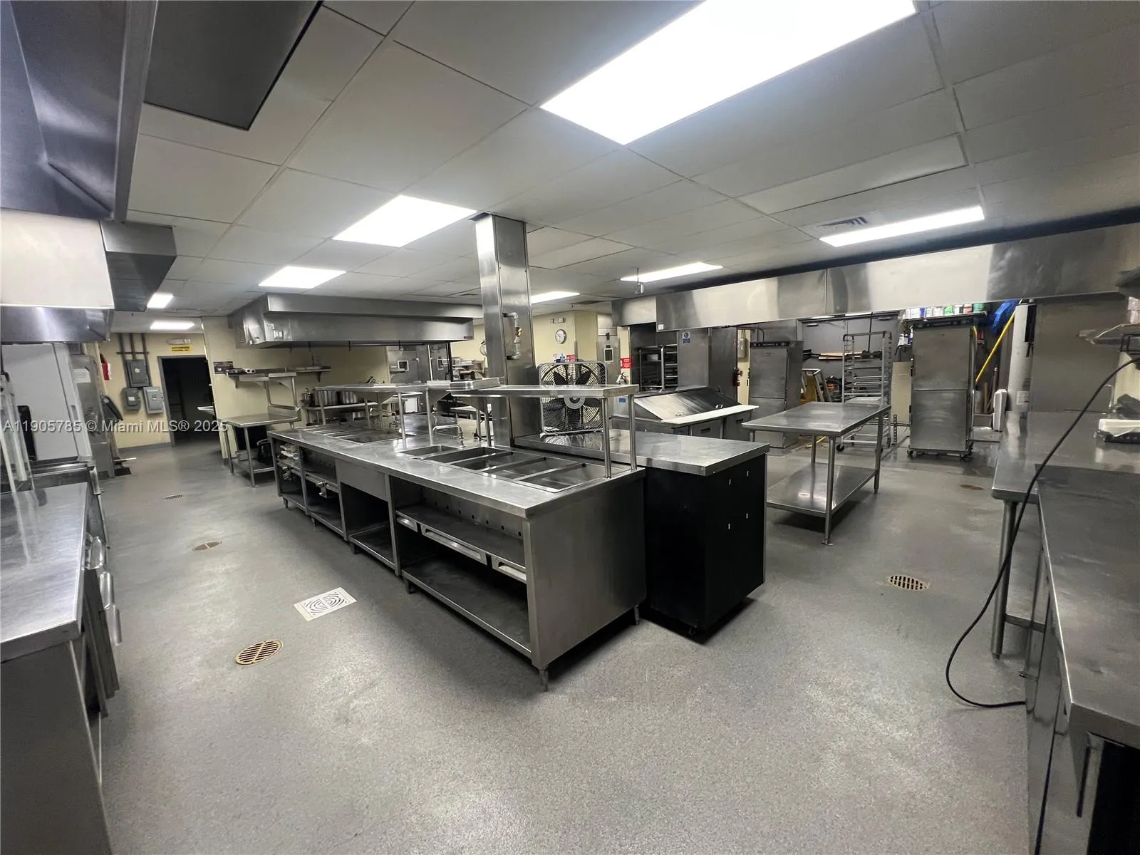 2255 Nw 87th Ave, Doral, Florida 33172, Doral, Florida 33172, ,Commercial Lease,For Rent,2255 Nw 87th Ave, Doral, Florida 33172,A11905785