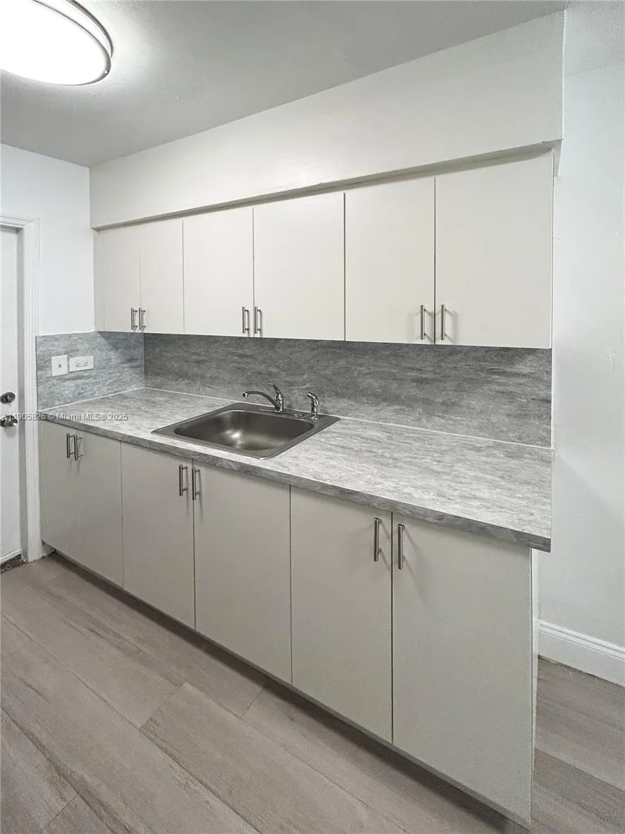 738 Ne 86th St 6, Miami, Florida 33138, Miami, Florida 33138, 1 Bedroom Bedrooms, ,1 BathroomBathrooms,Residential Lease,For Rent,738 Ne 86th St 6, Miami, Florida 33138,A11905825