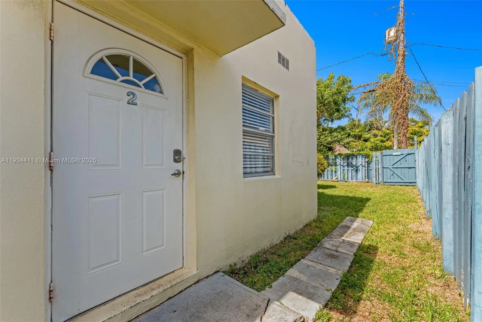 1639 Hayes St, Hollywood, Florida 33020, Hollywood, Florida 33020, ,Residential Income,For Sale,1639 Hayes St, Hollywood, Florida 33020,A11904411