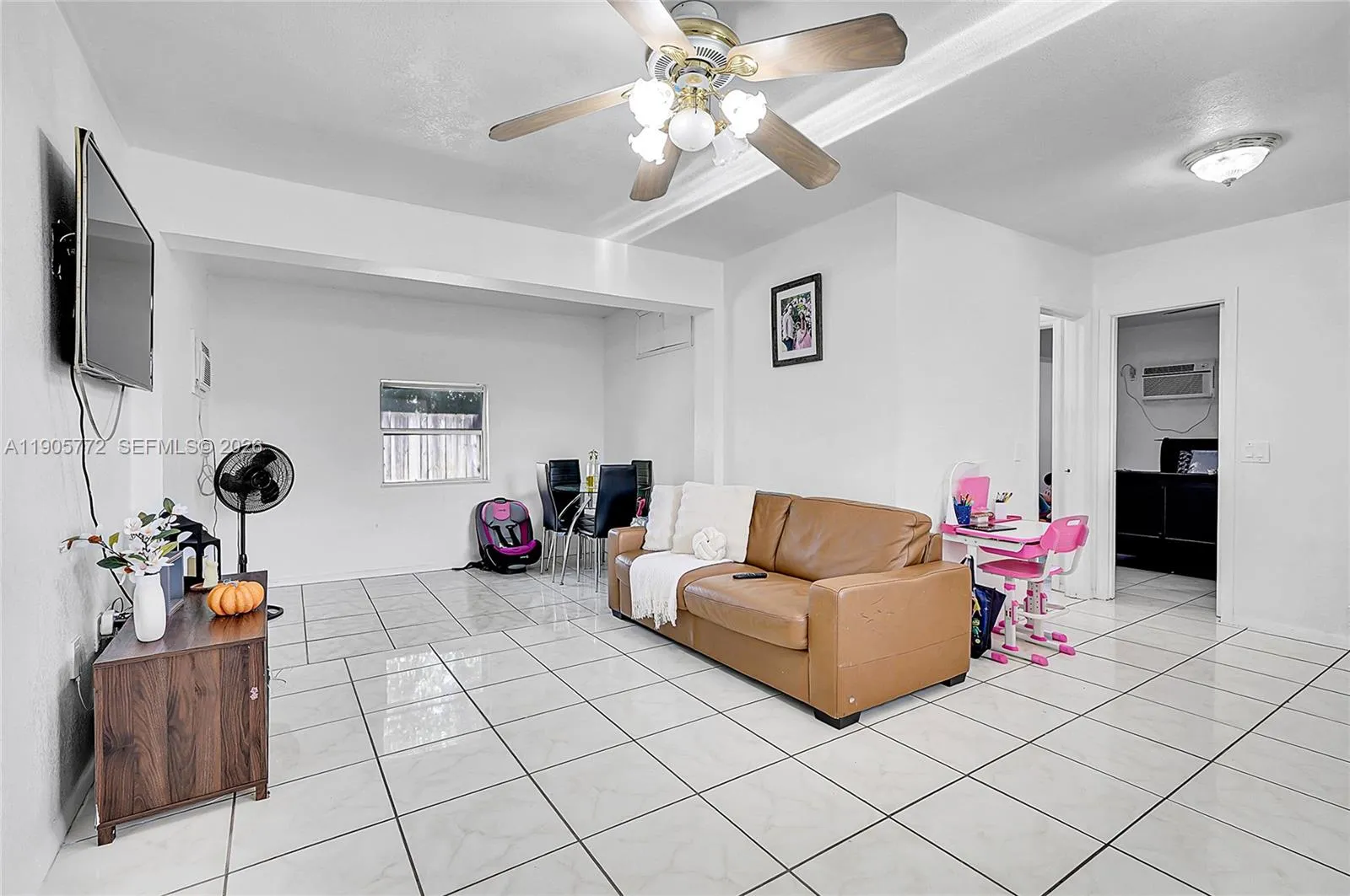 671 E 53rd St, Hialeah, Florida 33013, Hialeah, Florida 33013, 4 Bedrooms Bedrooms, ,3 BathroomsBathrooms,Residential,For Sale,671 E 53rd St, Hialeah, Florida 33013,A11905772