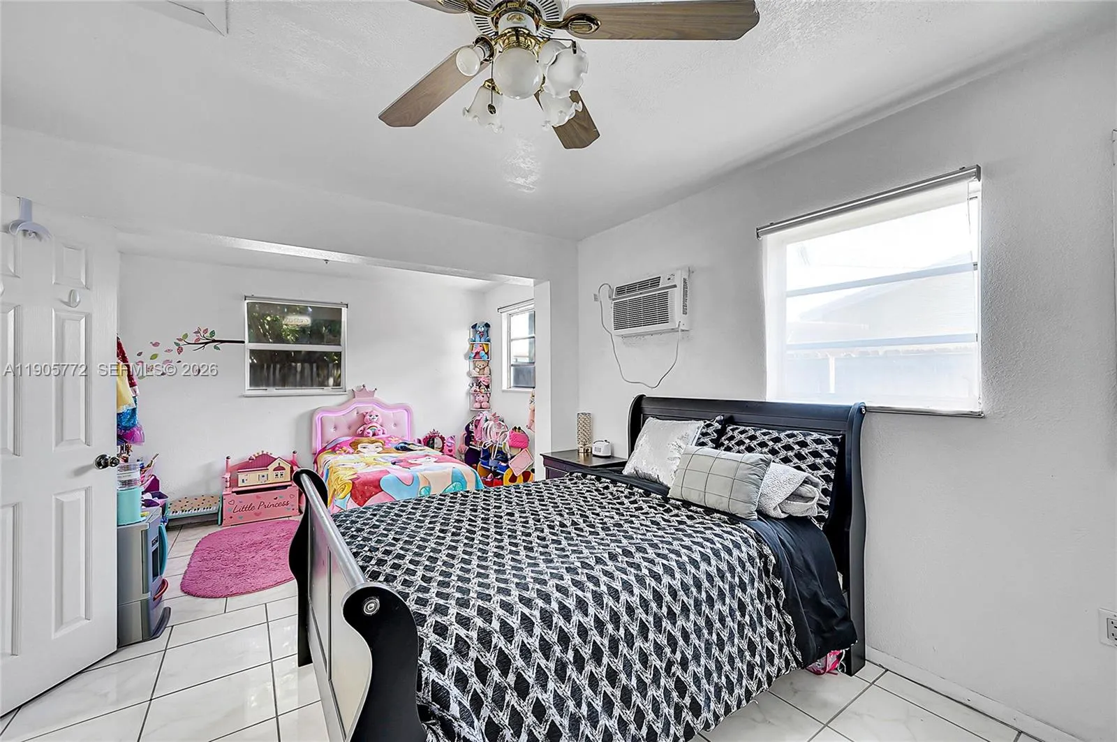 671 E 53rd St, Hialeah, Florida 33013, Hialeah, Florida 33013, 4 Bedrooms Bedrooms, ,3 BathroomsBathrooms,Residential,For Sale,671 E 53rd St, Hialeah, Florida 33013,A11905772