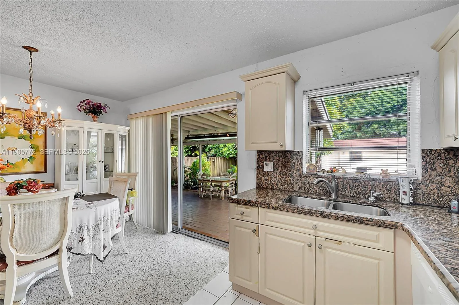 671 E 53rd St, Hialeah, Florida 33013, Hialeah, Florida 33013, 4 Bedrooms Bedrooms, ,3 BathroomsBathrooms,Residential,For Sale,671 E 53rd St, Hialeah, Florida 33013,A11905772