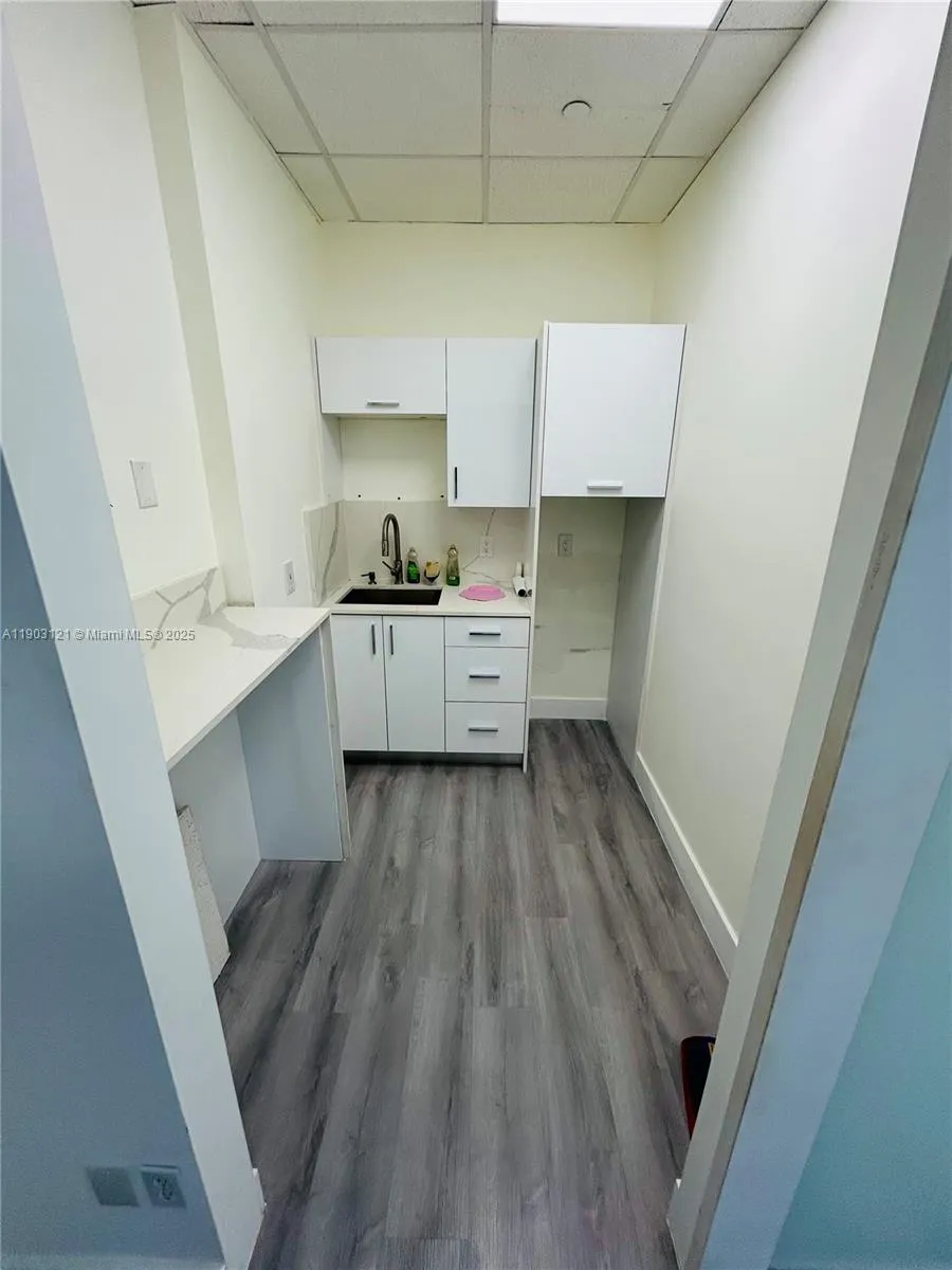 10305 Nw 41st St 216, Doral, Florida 33178, Doral, Florida 33178, ,Commercial Lease,For Rent,10305 Nw 41st St 216, Doral, Florida 33178,A11903121