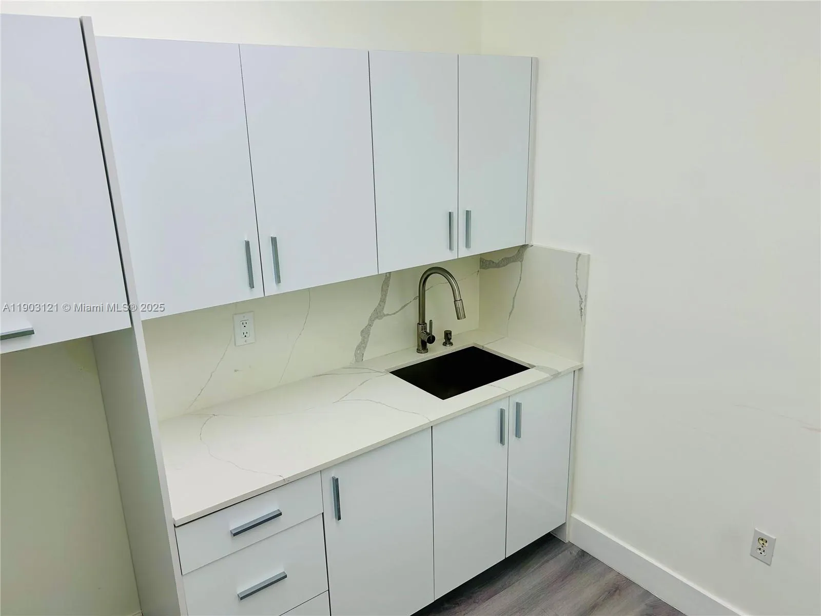 10305 Nw 41st St 216, Doral, Florida 33178, Doral, Florida 33178, ,Commercial Lease,For Rent,10305 Nw 41st St 216, Doral, Florida 33178,A11903121