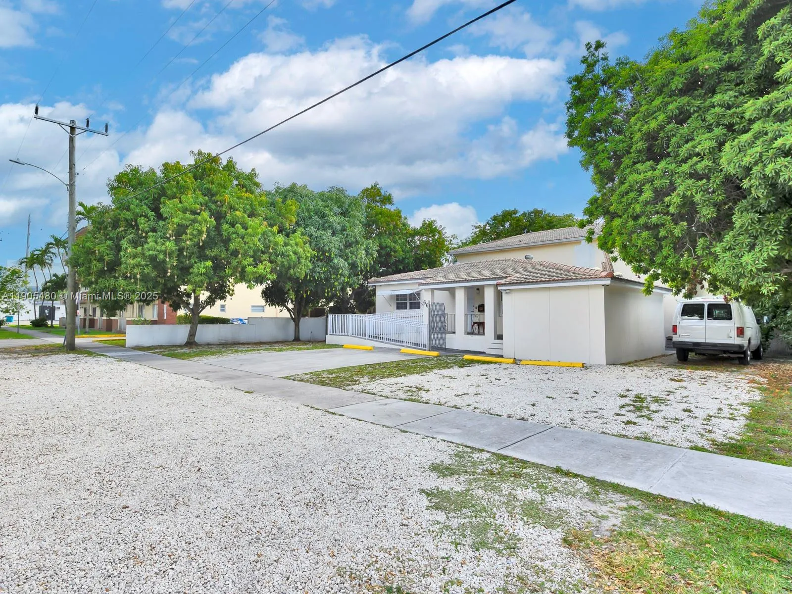 660 Miller Dr, Miami Springs, Florida 33166, Miami Springs, Florida 33166, ,Commercial Sale,For Sale,660 Miller Dr, Miami Springs, Florida 33166,A11905480
