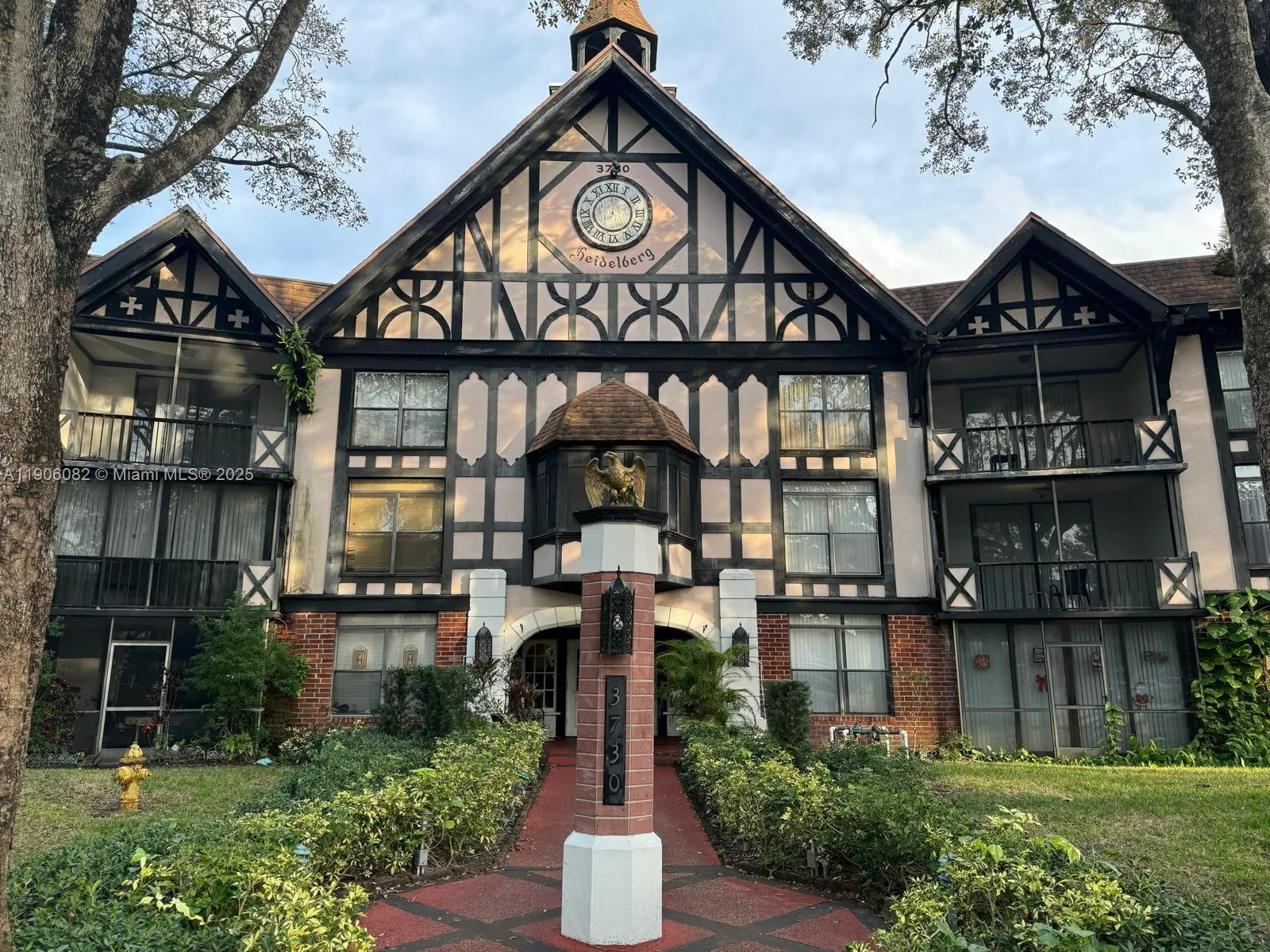 3730 Inverrary Dr 3b, Lauderhill, Florida 33319, Lauderhill, Florida 33319, 1 Bedroom Bedrooms, ,1 BathroomBathrooms,Residential,For Sale,3730 Inverrary Dr 3b, Lauderhill, Florida 33319,A11906082