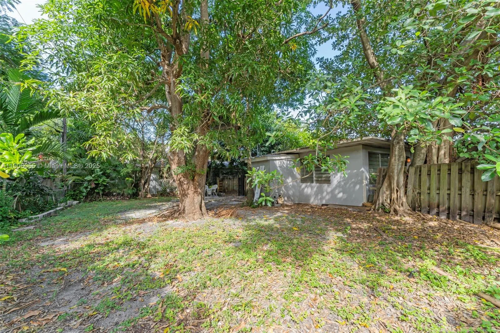 1219-1221 Ne 18th Ave, Fort Lauderdale, Florida 33, Fort Lauderdale, Florida 33304, ,Residential Income,For Sale,1219-1221 Ne 18th Ave, Fort Lauderdale, Florida 33,A11906055