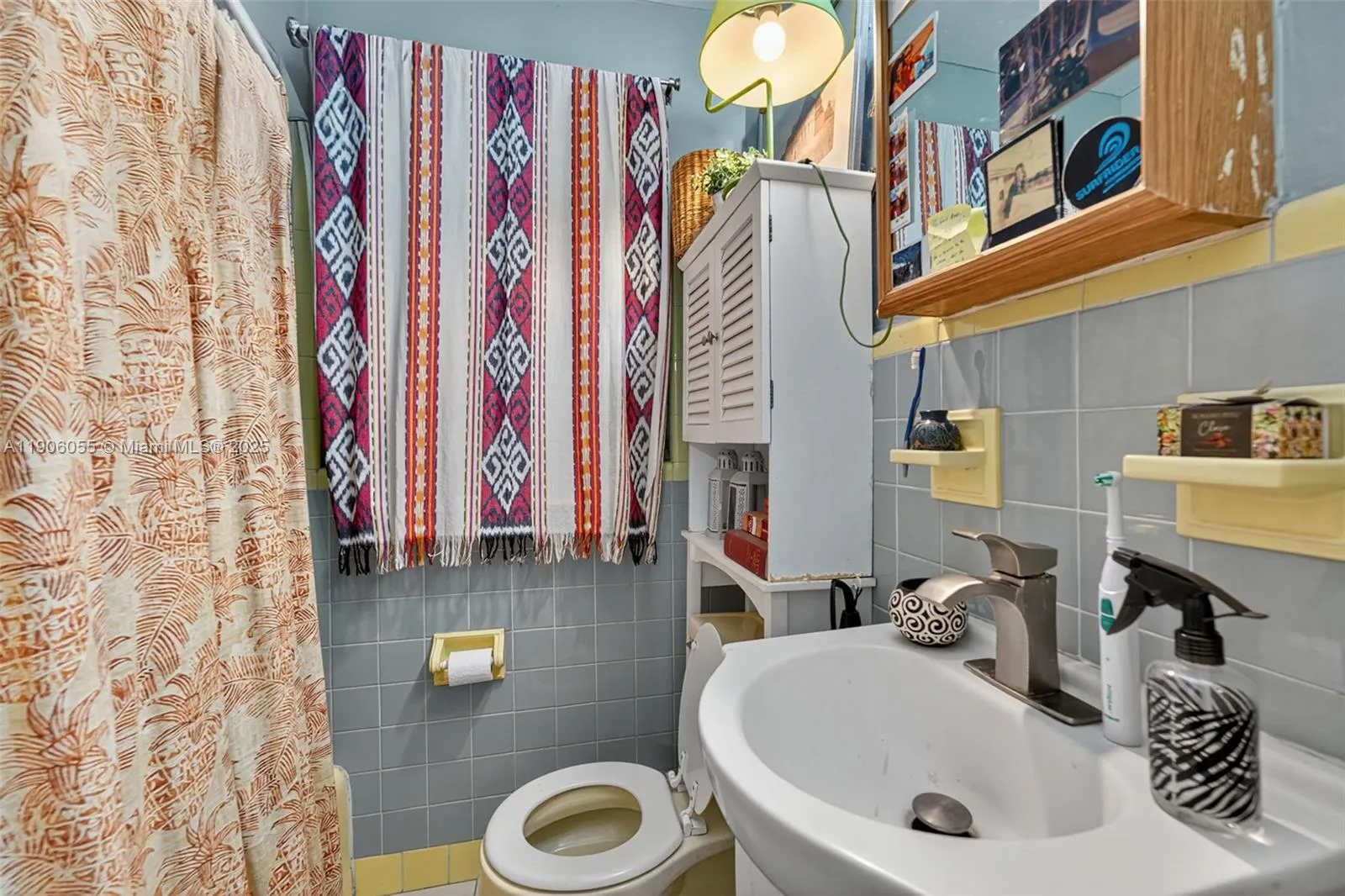 1219-1221 Ne 18th Ave, Fort Lauderdale, Florida 33, Fort Lauderdale, Florida 33304, ,Residential Income,For Sale,1219-1221 Ne 18th Ave, Fort Lauderdale, Florida 33,A11906055