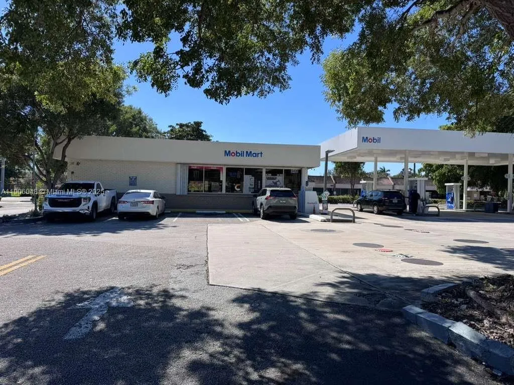 8400 W Oakland Park Blvd, Sunrise, Florida 33351, Sunrise, Florida 33351, ,Business Opportunity,For Sale,8400 W Oakland Park Blvd, Sunrise, Florida 33351,A11906048