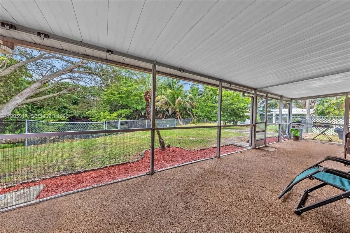 3930 Nw 79th Way, Davie, Florida 33024, Davie, Florida 33024, 3 Bedrooms Bedrooms, ,2 BathroomsBathrooms,Residential,For Sale,3930 Nw 79th Way, Davie, Florida 33024,A11905917