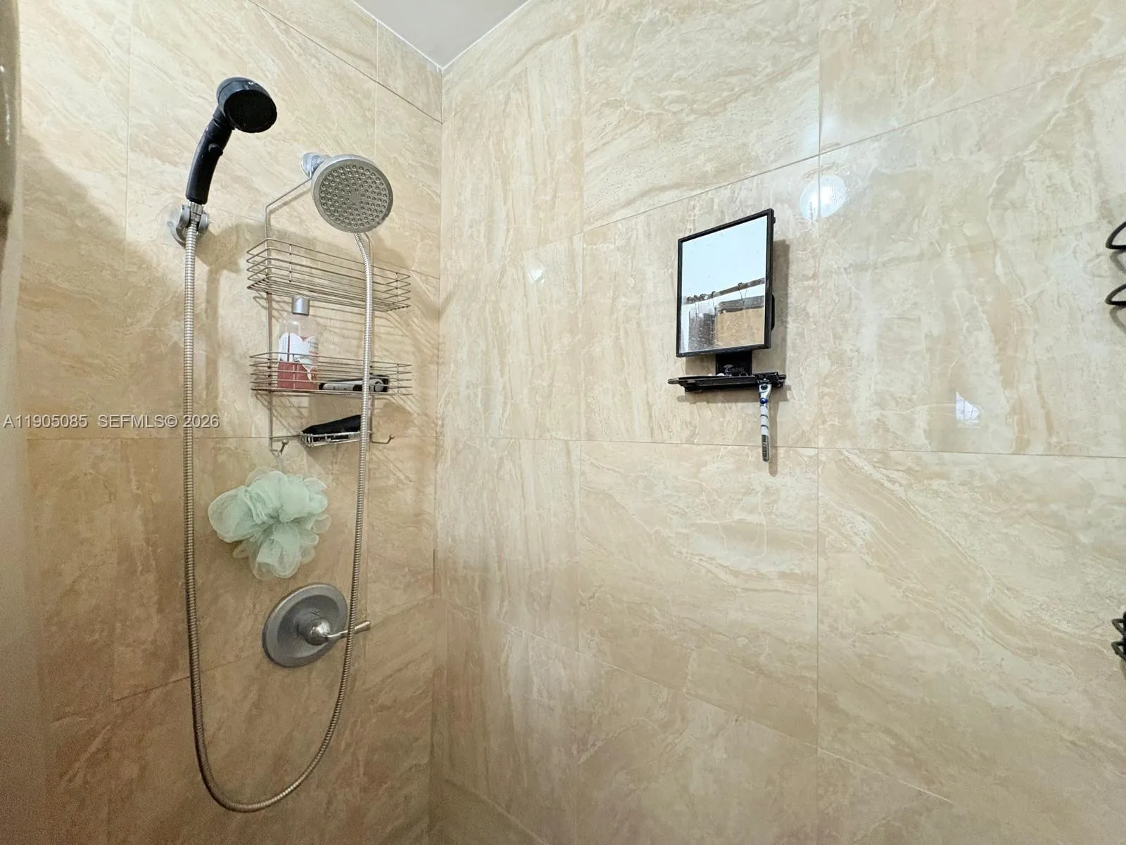 1290 W 41 St 203, Hialeah, Florida 33012, Hialeah, Florida 33012, 2 Bedrooms Bedrooms, ,2 BathroomsBathrooms,Residential,For Sale,1290 W 41 St 203, Hialeah, Florida 33012,A11905085