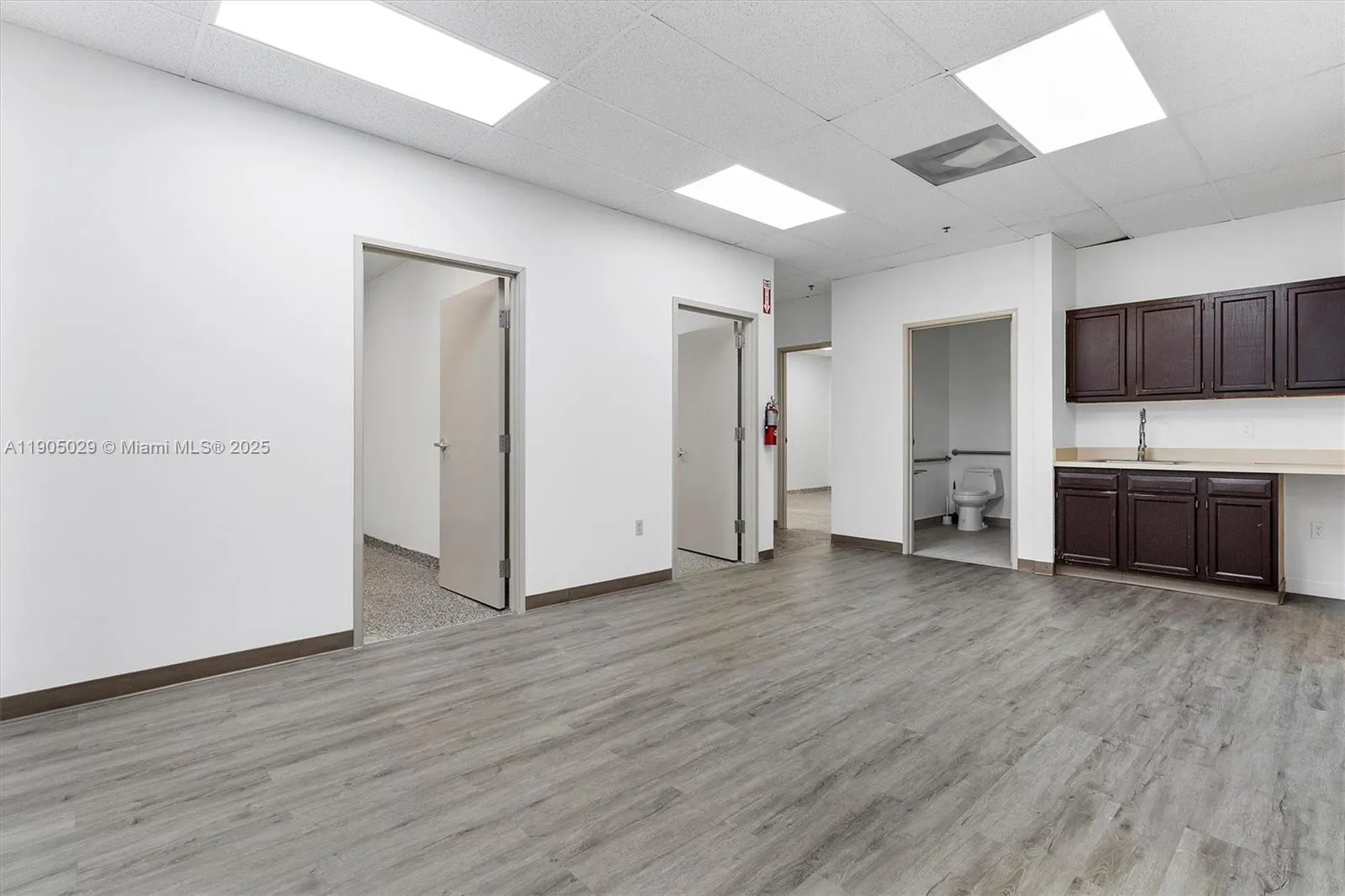 9960 Nw 116th Way 4, Medley, Florida 33178, Medley, Florida 33178, ,Commercial Lease,For Rent,9960 Nw 116th Way 4, Medley, Florida 33178,A11905029