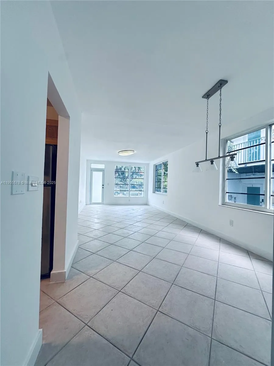 1150 Euclid Ave 104, Miami Beach, Florida 33139, Miami Beach, Florida 33139, 1 Bedroom Bedrooms, ,1 BathroomBathrooms,Residential,For Sale,1150 Euclid Ave 104, Miami Beach, Florida 33139,A11905578