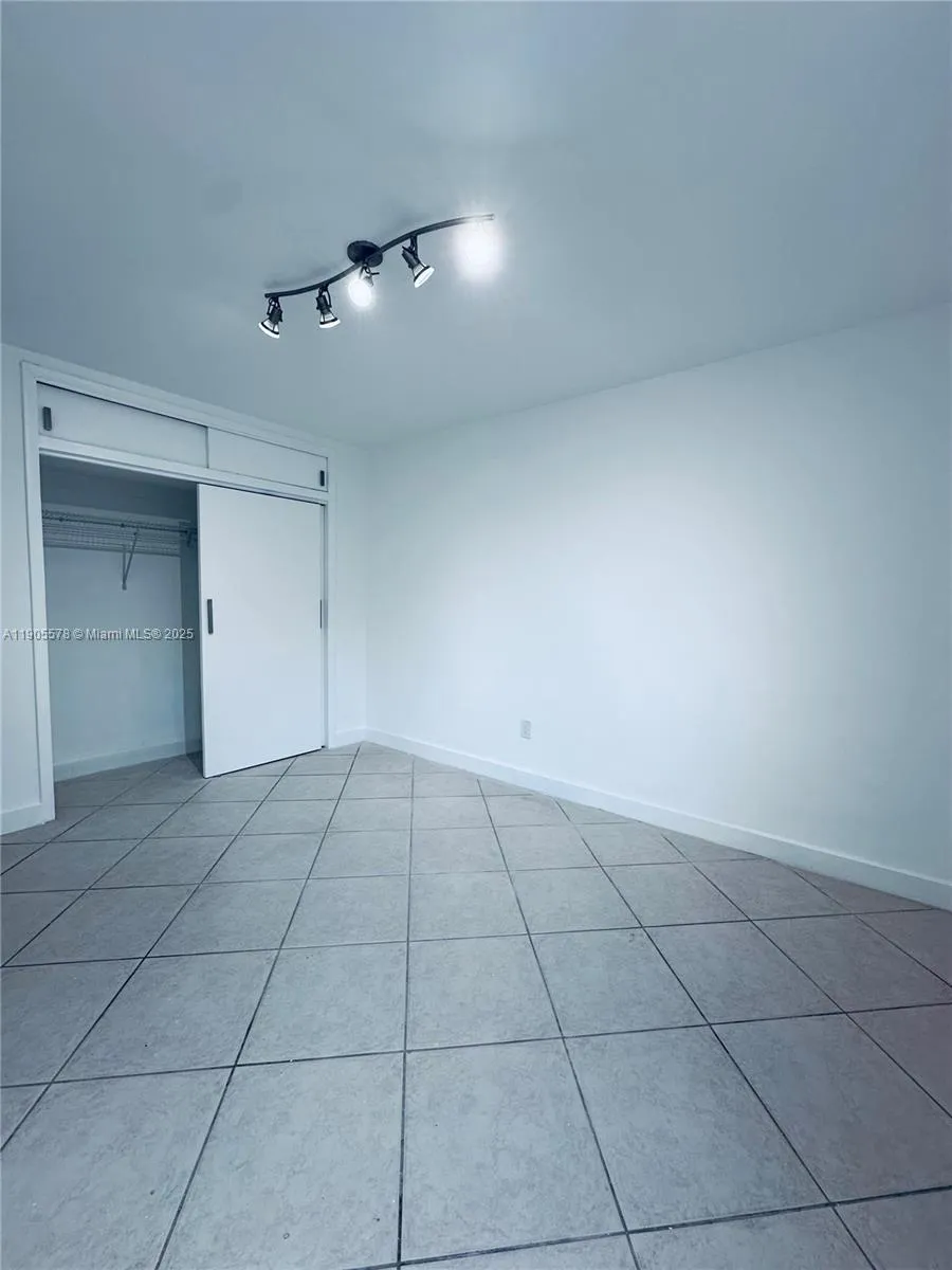 1150 Euclid Ave 104, Miami Beach, Florida 33139, Miami Beach, Florida 33139, 1 Bedroom Bedrooms, ,1 BathroomBathrooms,Residential,For Sale,1150 Euclid Ave 104, Miami Beach, Florida 33139,A11905578