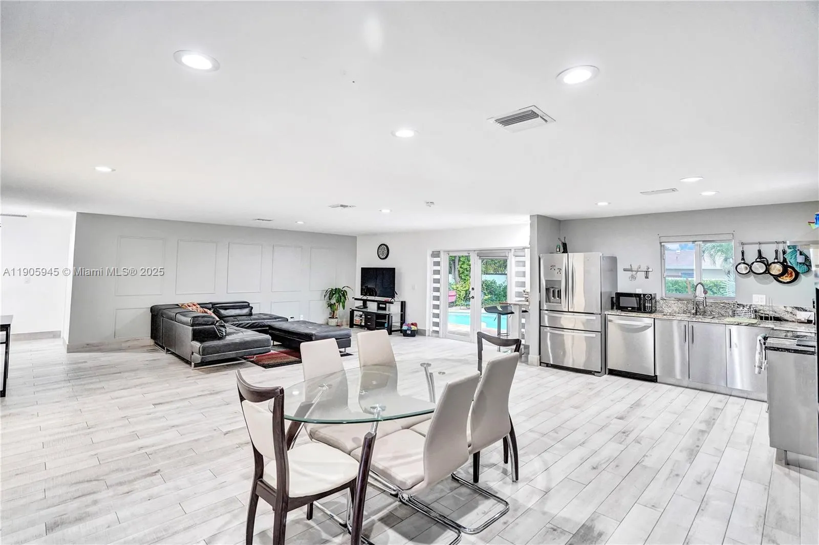 17000 Nw 18th Ave, Miami Gardens, Florida 33056, Miami Gardens, Florida 33056, 4 Bedrooms Bedrooms, ,2 BathroomsBathrooms,Residential Lease,For Rent,17000 Nw 18th Ave, Miami Gardens, Florida 33056,A11905945