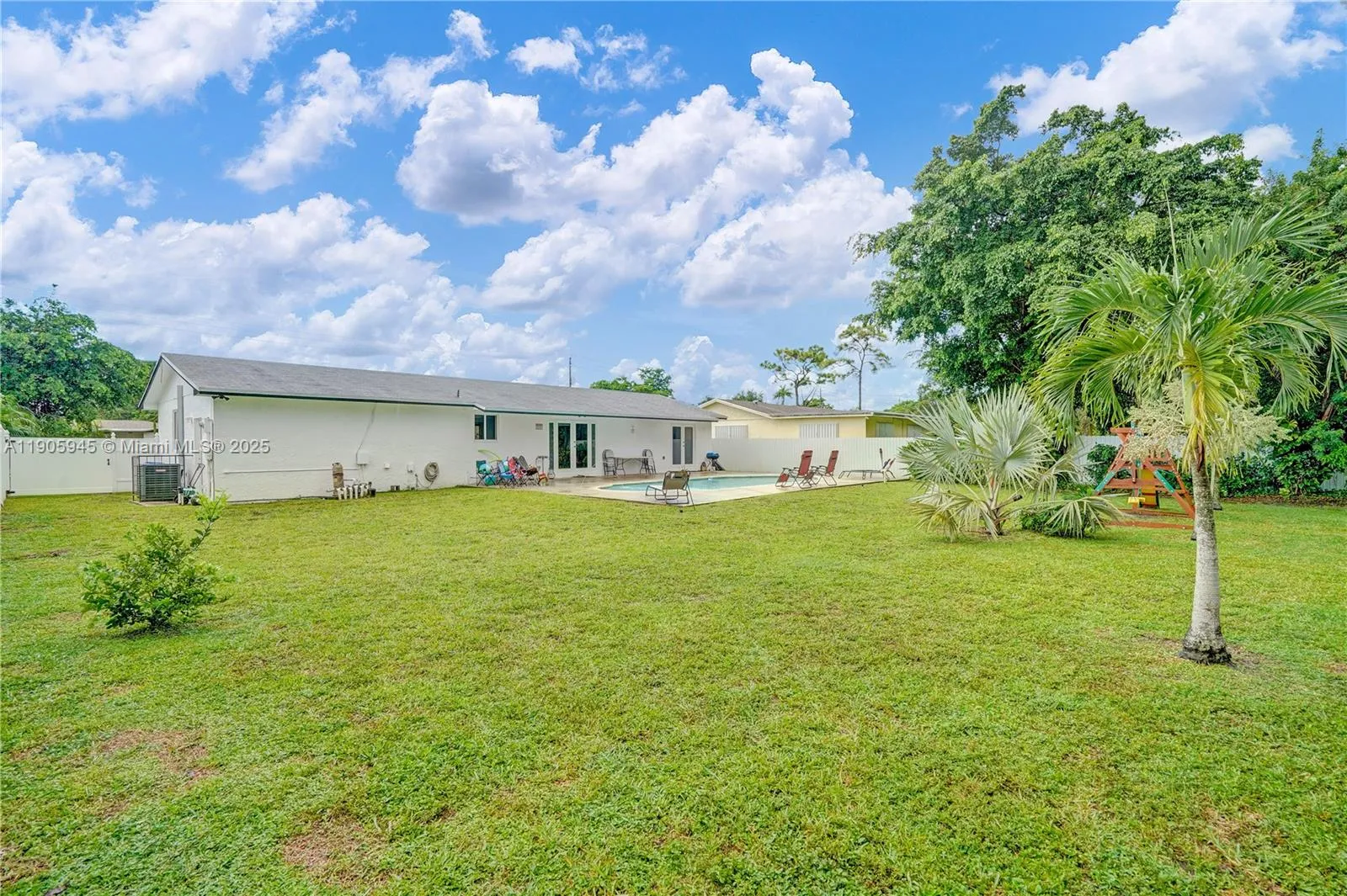 17000 Nw 18th Ave, Miami Gardens, Florida 33056, Miami Gardens, Florida 33056, 4 Bedrooms Bedrooms, ,2 BathroomsBathrooms,Residential Lease,For Rent,17000 Nw 18th Ave, Miami Gardens, Florida 33056,A11905945