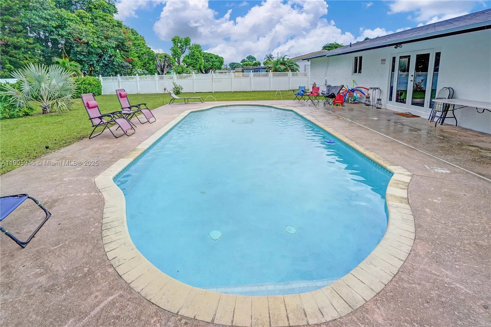 17000 Nw 18th Ave, Miami Gardens, Florida 33056, Miami Gardens, Florida 33056, 4 Bedrooms Bedrooms, ,2 BathroomsBathrooms,Residential Lease,For Rent,17000 Nw 18th Ave, Miami Gardens, Florida 33056,A11905945