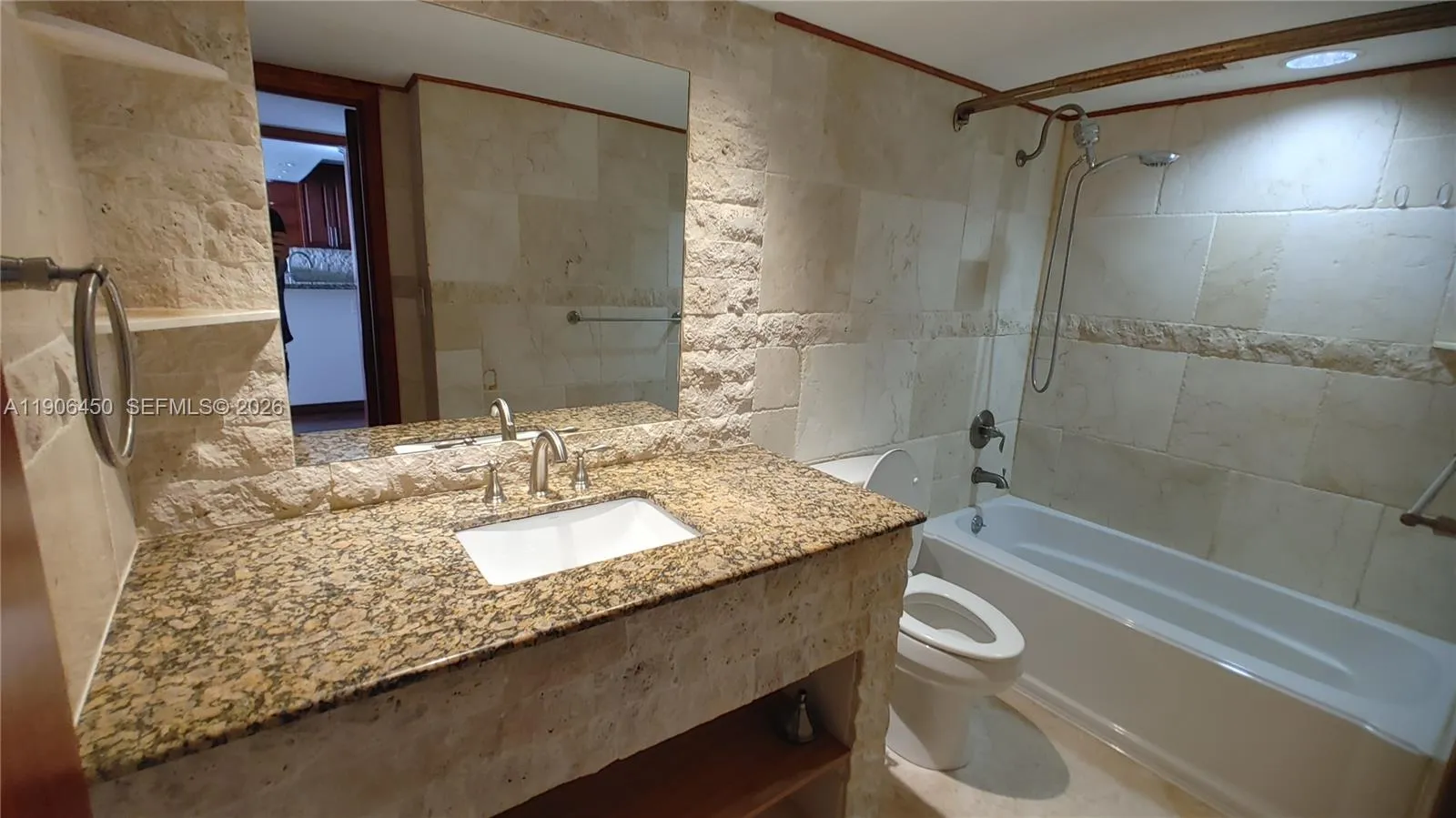 2801 Ne 183rd St 1411w, Aventura, Florida 33160, Aventura, Florida 33160, 1 Bedroom Bedrooms, ,1 BathroomBathrooms,Residential Lease,For Rent,2801 Ne 183rd St 1411w, Aventura, Florida 33160,A11906450