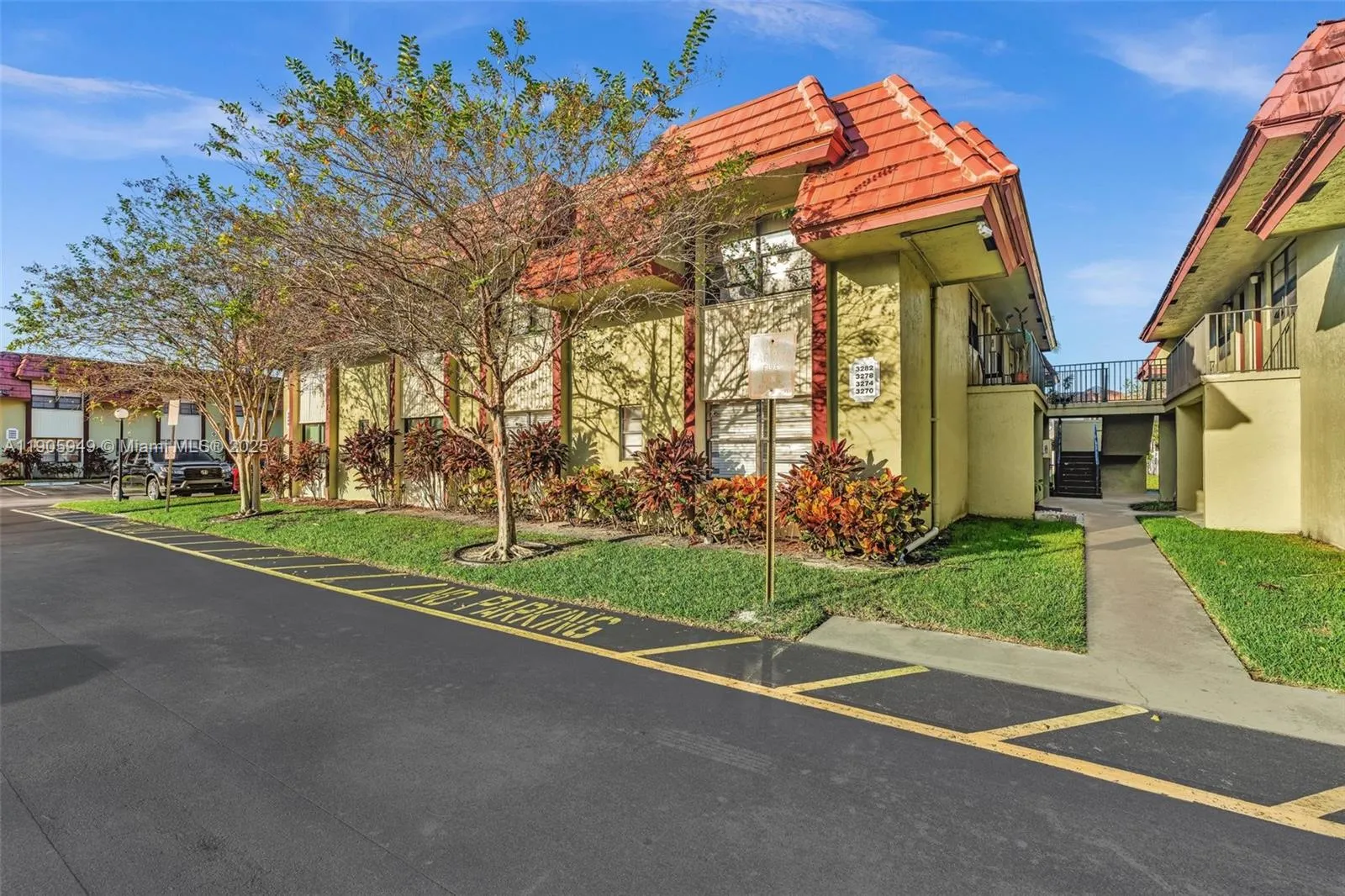 3270 Nw 104th Ave 3270, Coral Springs, Florida 330, Coral Springs, Florida 33065, 2 Bedrooms Bedrooms, ,2 BathroomsBathrooms,Residential,For Sale,3270 Nw 104th Ave 3270, Coral Springs, Florida 330,A11905949