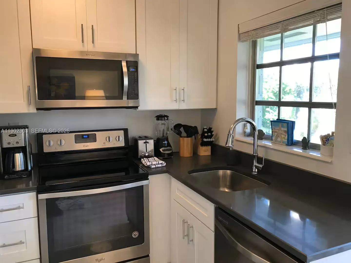 Wilton Manors, Florida 33305-, Wilton Manors, Florida 33305, ,Residential Income,For Sale, Wilton Manors, Florida 33305-,A11902303