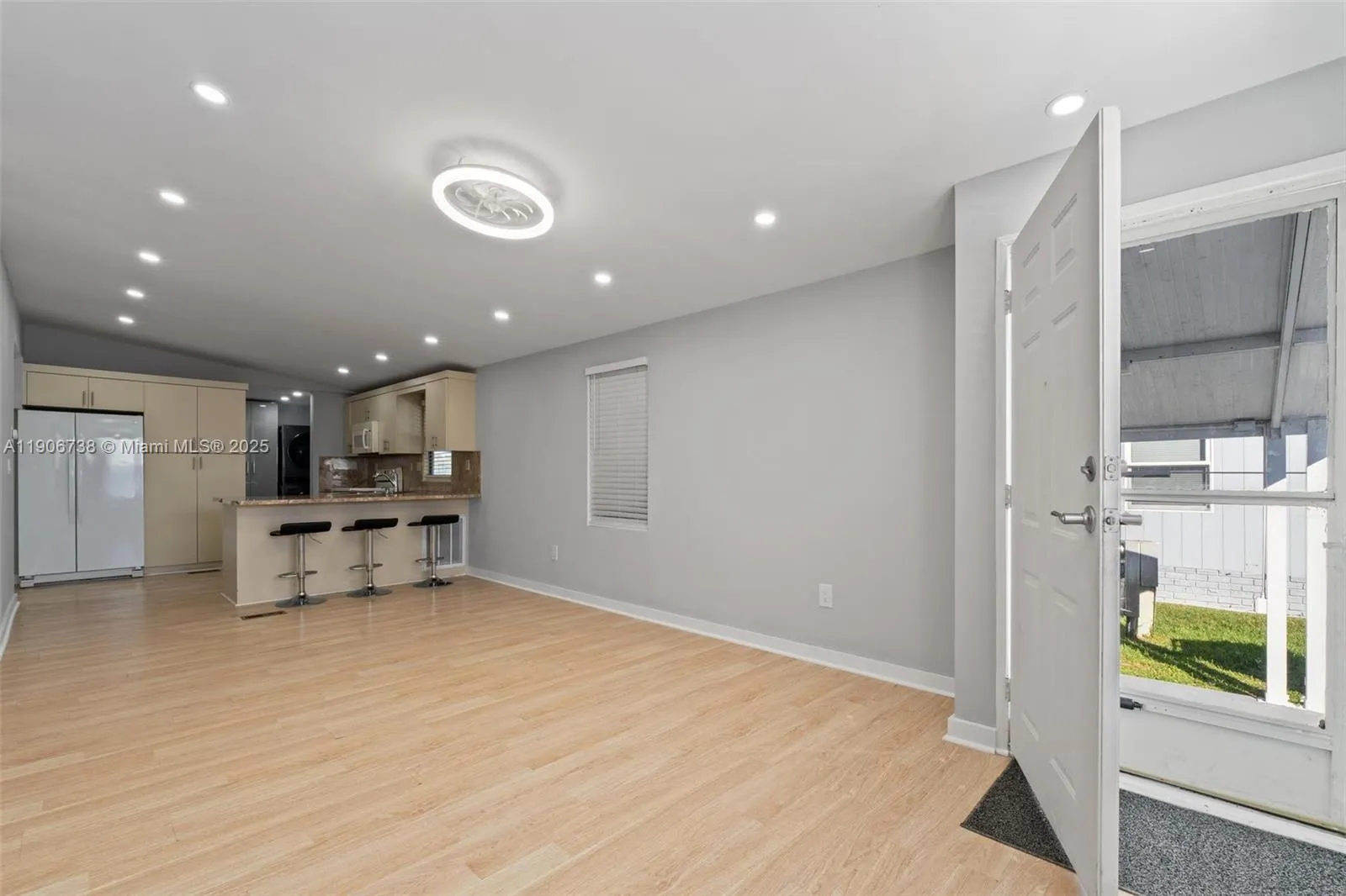 5305 Nw 202 Terr, Hialeah Gardens, Florida 33035, Miami Gardens, Florida 33055, 3 Bedrooms Bedrooms, ,2 BathroomsBathrooms,Residential,For Sale,5305 Nw 202 Terr, Hialeah Gardens, Florida 33035,A11906738