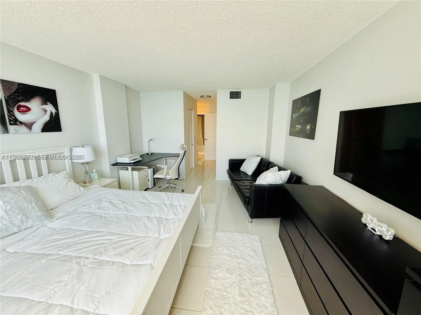 2101 S Ocean Dr 1902, Hollywood, Florida 33019, Hollywood, Florida 33019, 1 Bedroom Bedrooms, ,2 BathroomsBathrooms,Residential,For Sale,2101 S Ocean Dr 1902, Hollywood, Florida 33019,A11906792