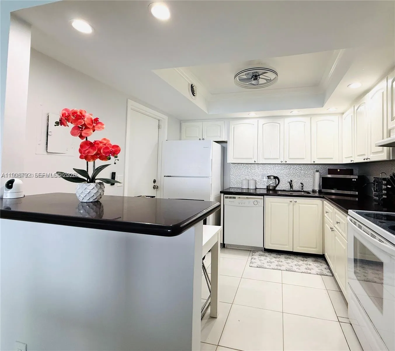 2101 S Ocean Dr 1902, Hollywood, Florida 33019, Hollywood, Florida 33019, 1 Bedroom Bedrooms, ,2 BathroomsBathrooms,Residential,For Sale,2101 S Ocean Dr 1902, Hollywood, Florida 33019,A11906792