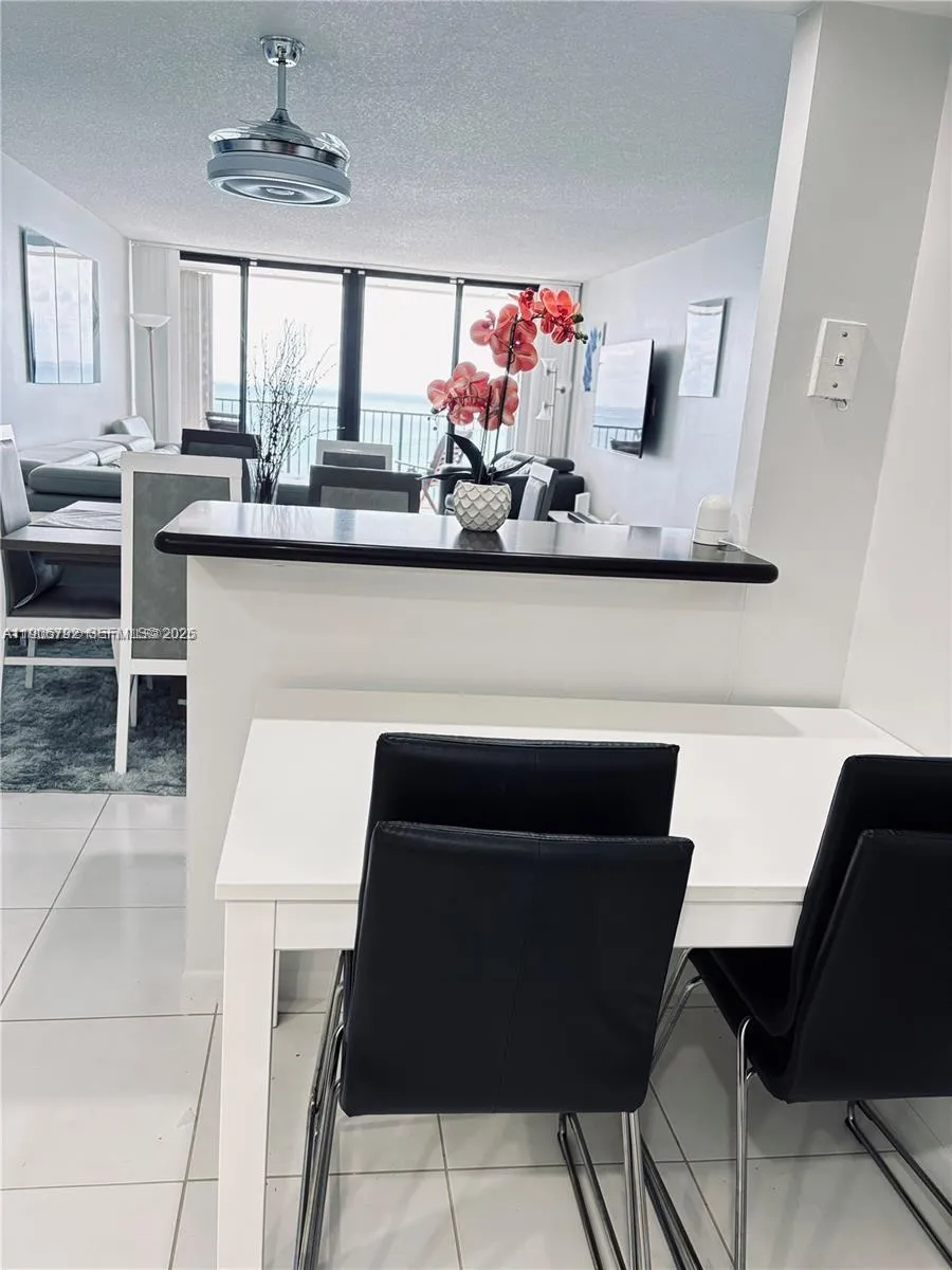 2101 S Ocean Dr 1902, Hollywood, Florida 33019, Hollywood, Florida 33019, 1 Bedroom Bedrooms, ,2 BathroomsBathrooms,Residential,For Sale,2101 S Ocean Dr 1902, Hollywood, Florida 33019,A11906792