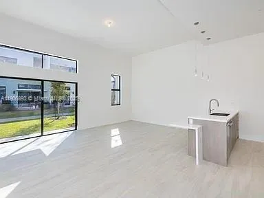 4500 Nw 8th Pl, Plantation, Florida 33317, Plantation, Florida 33317, 2 Bedrooms Bedrooms, ,2 BathroomsBathrooms,Residential,For Sale,4500 Nw 8th Pl, Plantation, Florida 33317,A11906893