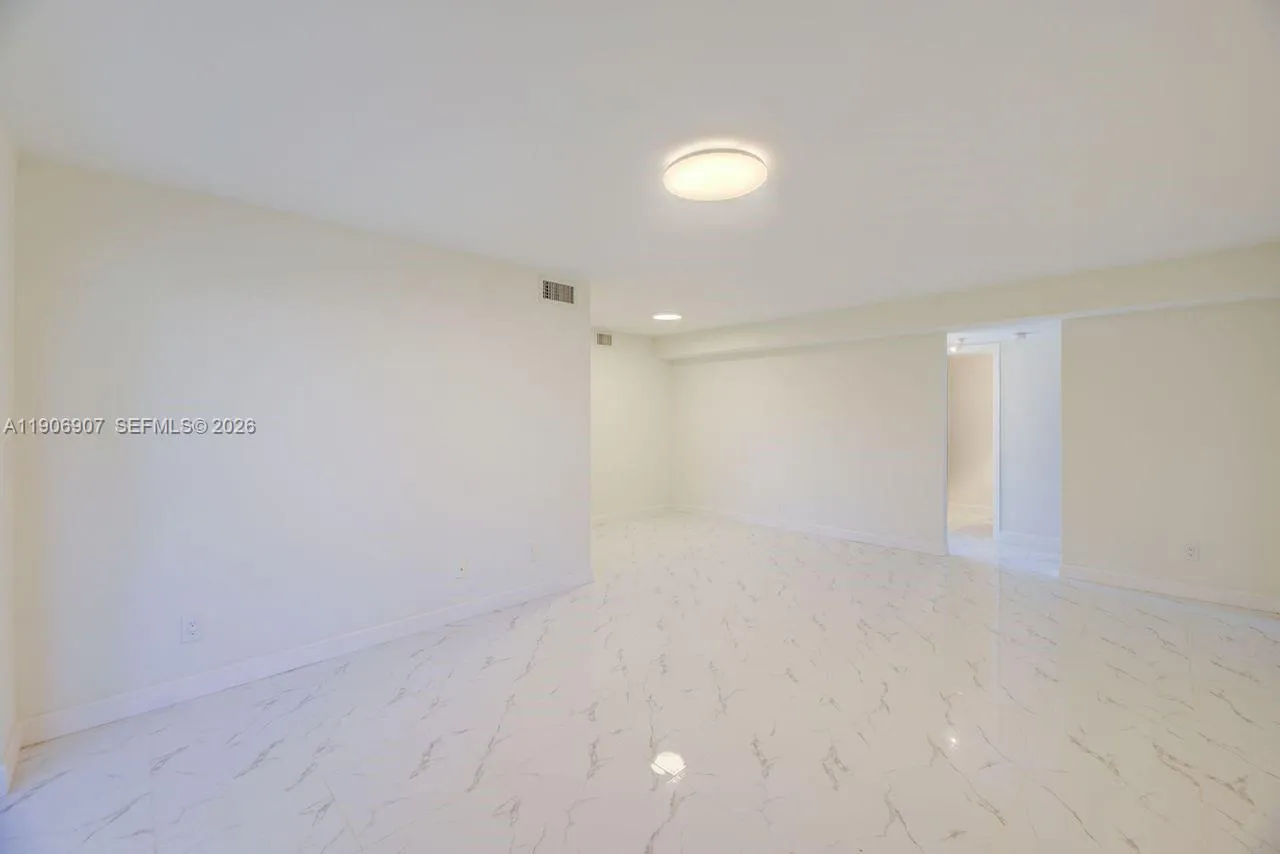 11250 Sw 13th St 104, Pembroke Pines, Florida 3302, Pembroke Pines, Florida 33025, 2 Bedrooms Bedrooms, ,2 BathroomsBathrooms,Residential,For Sale,11250 Sw 13th St 104, Pembroke Pines, Florida 3302,A11906907