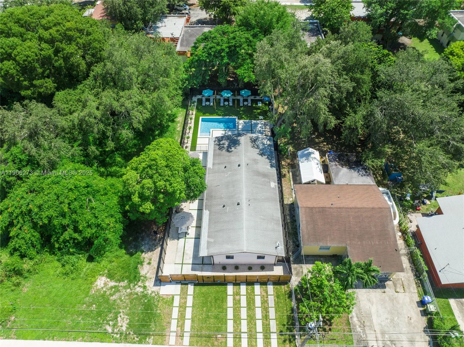 256 Nw 57th St, Miami, Florida 33127, Miami, Florida 33127, ,Residential Income,For Sale,256 Nw 57th St, Miami, Florida 33127,A11906273