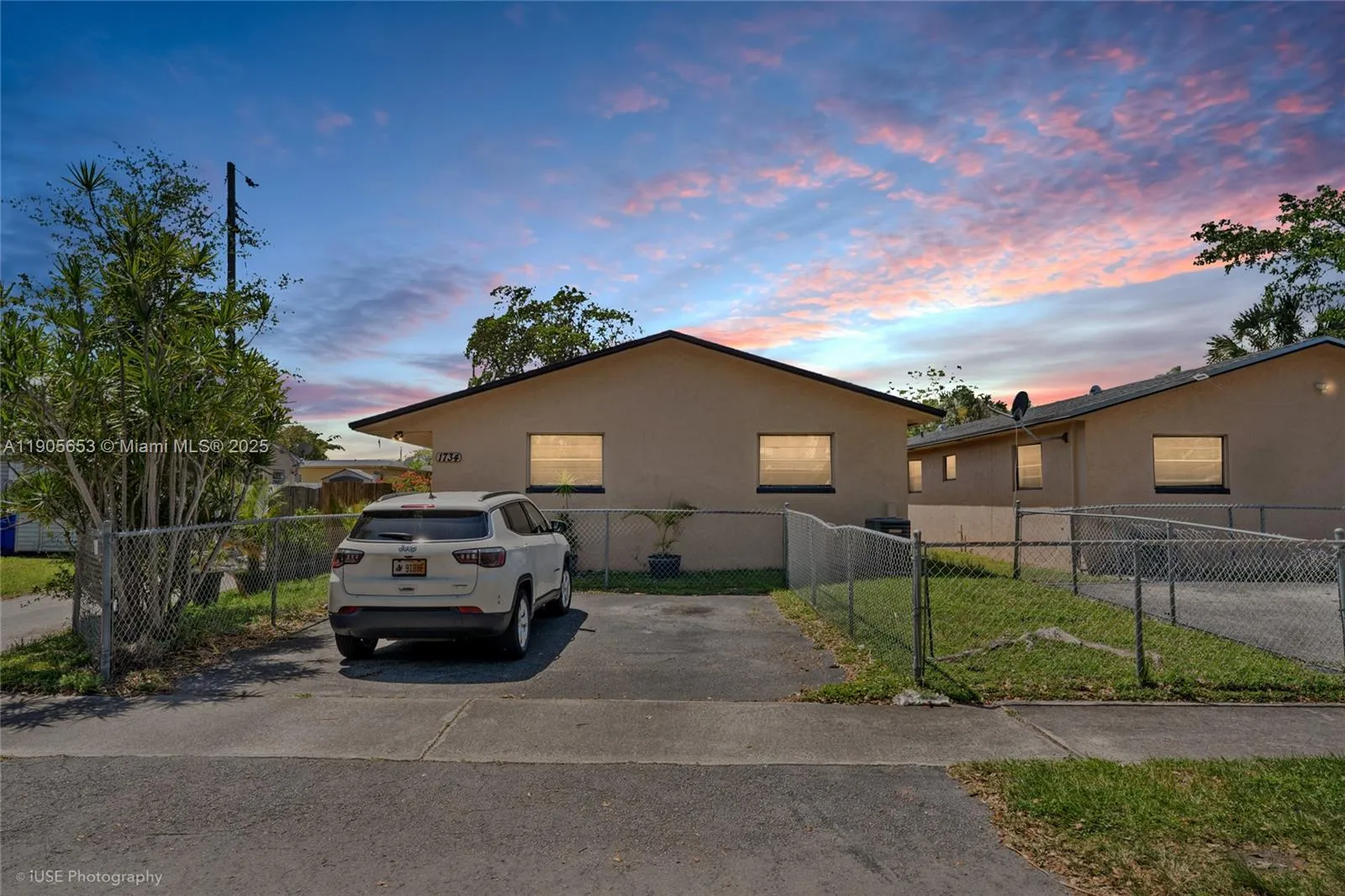 1734 N 16th Ct, Hollywood, Florida 33020, Hollywood, Florida 33020, ,Residential Income,For Sale,1734 N 16th Ct, Hollywood, Florida 33020,A11905653