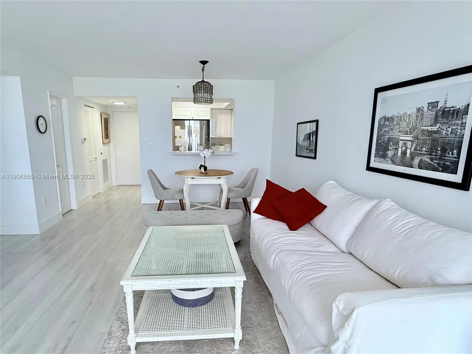 1800 Sunset Harbour Dr 2005, Miami Beach, Florida, Miami Beach, Florida 33139, 1 Bedroom Bedrooms, ,1 BathroomBathrooms,Residential,For Sale,1800 Sunset Harbour Dr 2005, Miami Beach, Florida ,A11906865